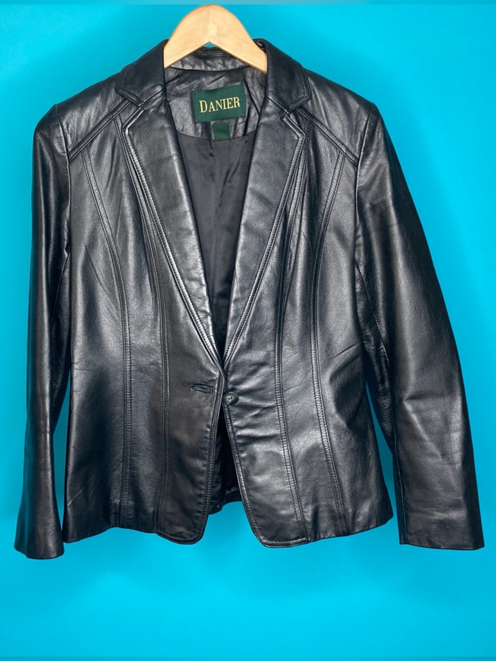 Danier Black Women's Leather Blazer Jacket